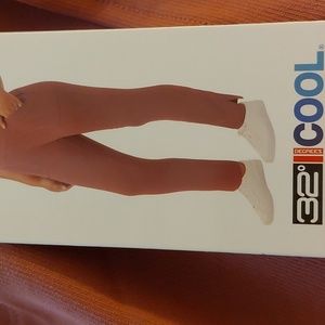 32 Degrees Cool Casual Pants Irish Teal Blue or Garnet Rouge Pink NEW